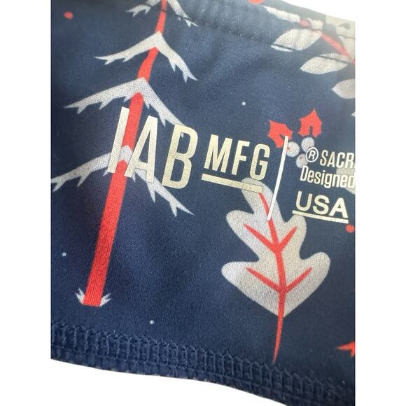 I Am Becoming IAB MFG No Ride Womens Medium 8 Pull On Shorts Crossfit Blue #5440 - Picture 5 of 14